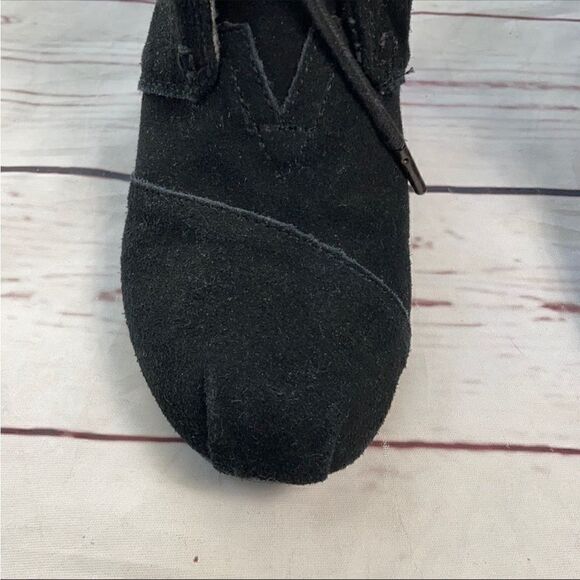 Toms Black Suede Wedges Booties - Picture 4 of 12
